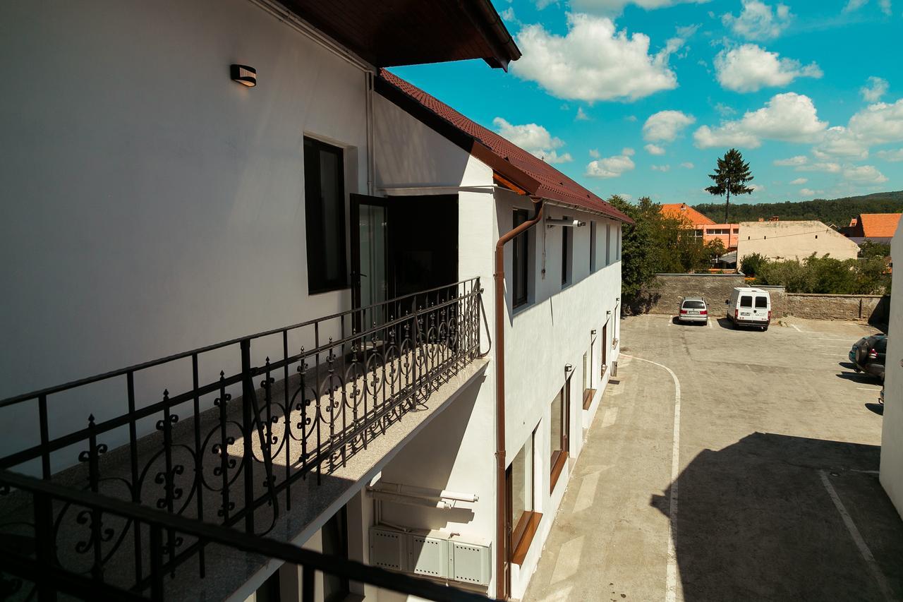 Hotel Elegant House Făgăraş Exteriér fotografie