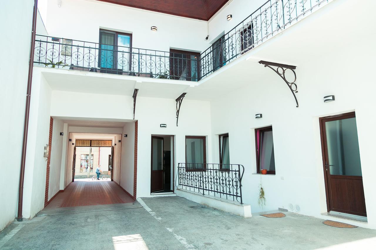 Hotel Elegant House Făgăraş Exteriér fotografie