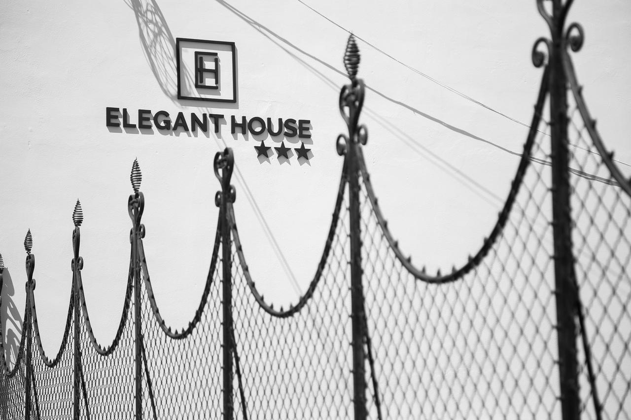 Hotel Elegant House Făgăraş Exteriér fotografie