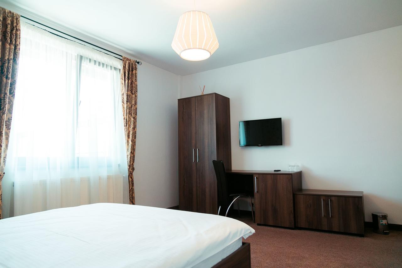 Hotel Elegant House Făgăraş Exteriér fotografie
