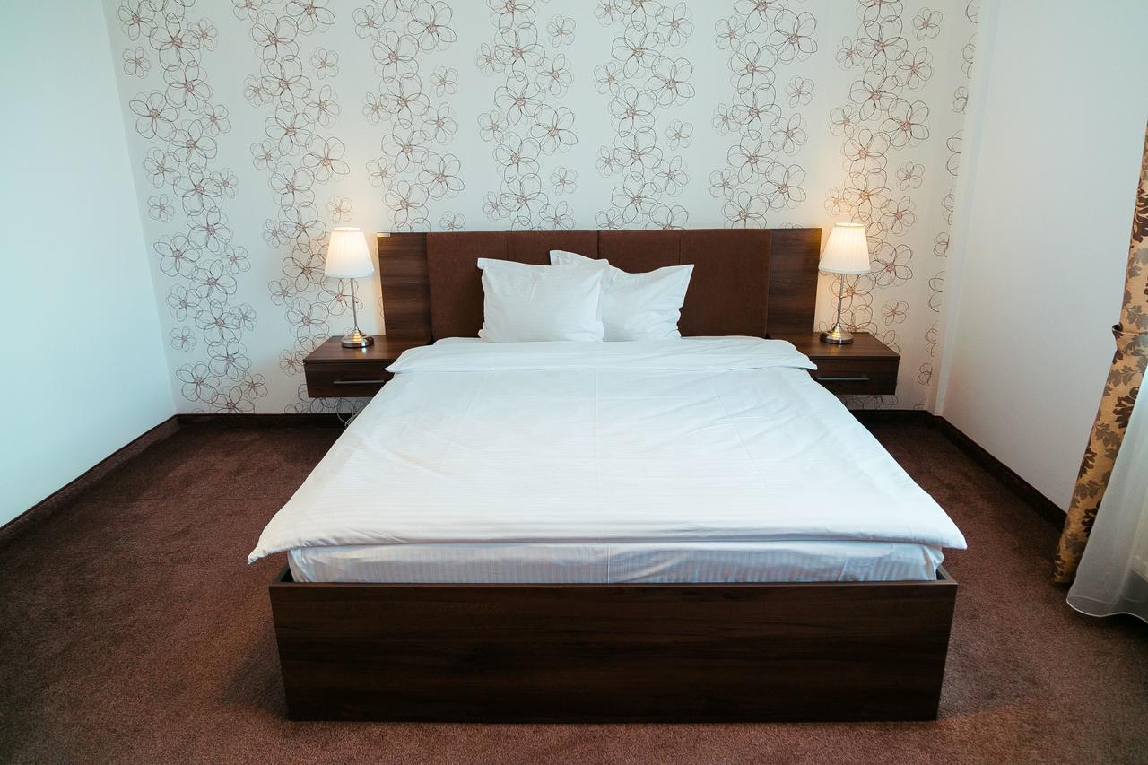 Hotel Elegant House Făgăraş Exteriér fotografie